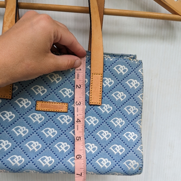 DOONEY & BOURKE blue monogrammed small handbag purse - Picture 10 of 16